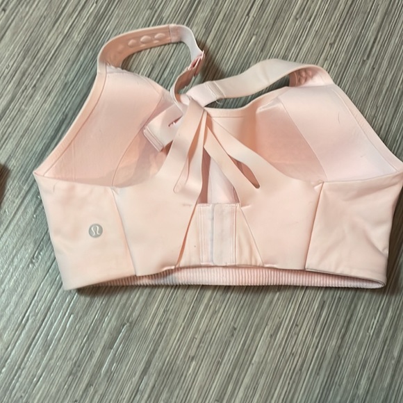 Lululemon air support bras 32DD sold - Picture 2 of 5